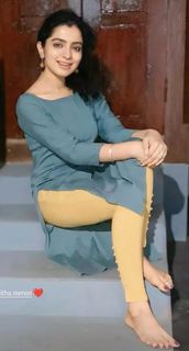 Ranjitha Menon feet photo 6