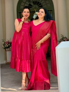 Ranjitha Menon feet photo 13