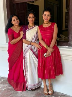 Ranjitha Menon feet photo 11