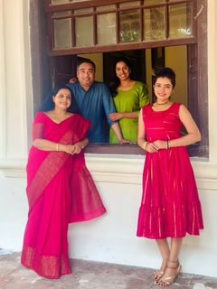 Ranjitha Menon feet photo 9