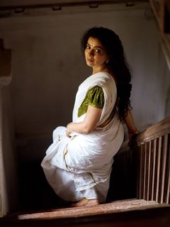 Ranjitha Menon feet photo 5