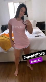 Raquel Benetti feet photo 8