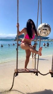 Raquel Benetti feet photo 11