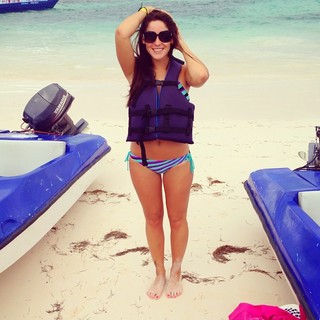 Raquel Calderon feet photo 20