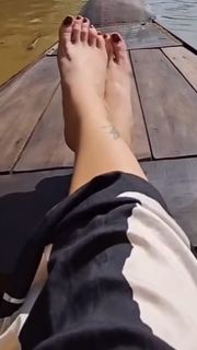 Raquel Calderon feet photo 11
