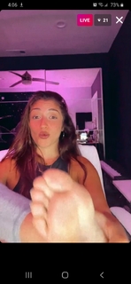 Raquel Castro feet photo 9