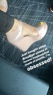 Raquel Cordova feet photo 11