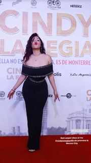 Raquel Cordova feet photo 1