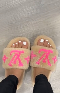 Raquel Cordova feet photo 20