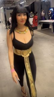 Raquel Cordova feet photo 3