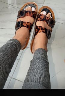 Raquel Cordova feet photo 6