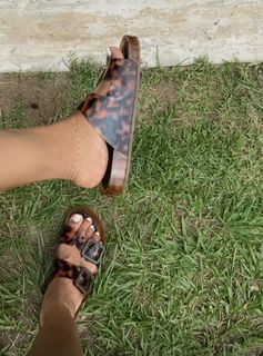 Raquel Cordova feet photo 5