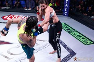 Raquel Pennington feet photo 1