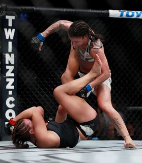 Raquel Pennington feet photo 5