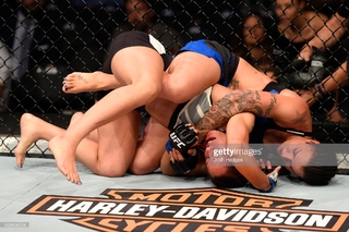 Raquel Pennington feet photo 9