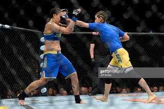 Raquel Pennington feet photo 9