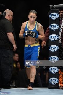 Raquel Pennington feet photo 7