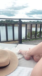 Raquel Strada feet photo 4