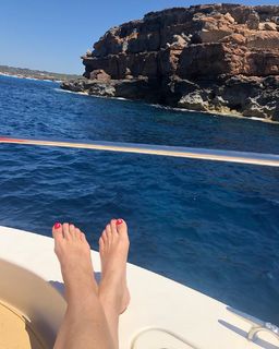 Raquel Sánchez-Silva feet photo 4