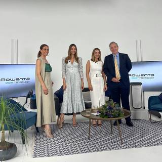 Raquel Sánchez-Silva feet photo 5