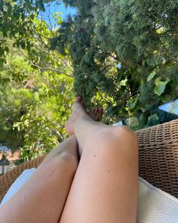 Raquel Sánchez-Silva feet photo 10