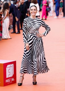 Raquel Sánchez-Silva feet photo 10