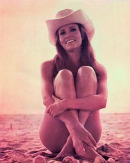 Raquel Welch feet photo thumbnail