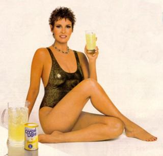 Raquel Welch feet photo thumbnail