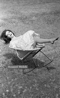 Raquel Welch feet photo thumbnail