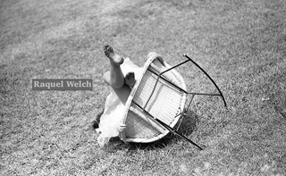 Raquel Welch feet photo thumbnail