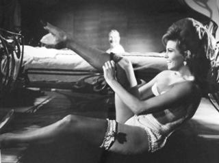 Raquel Welch feet photo thumbnail