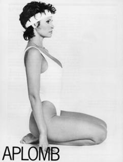 Raquel Welch feet photo thumbnail
