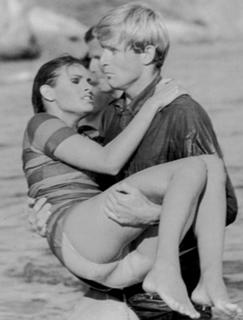Raquel Welch feet photo thumbnail