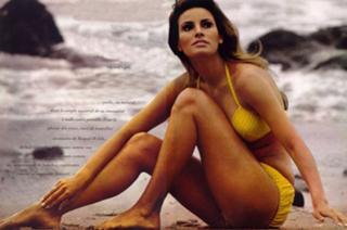 Raquel Welch feet photo thumbnail