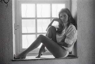 Raquel Welch feet photo 1