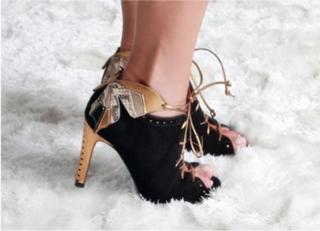 Raquel del Rosario feet photo 8