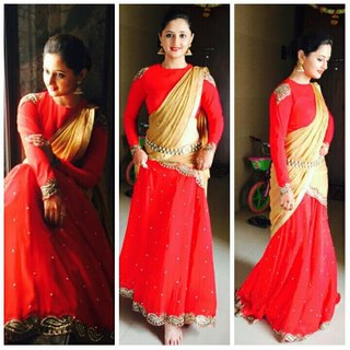 Rashami Desai feet photo 16