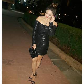 Rashami Desai feet photo 3