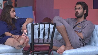 Rashami Desai feet photo 9