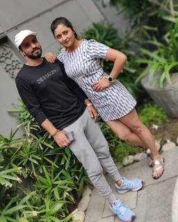 Rashami Desai feet photo 18