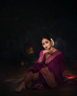 Rashami Desai feet photo 15