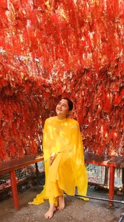 Rashami Desai feet photo 2