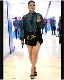 Rashami Desai feet photo 3