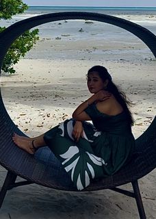 Rashami Desai feet photo 2