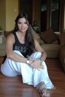Rashel Díaz feet photo 10