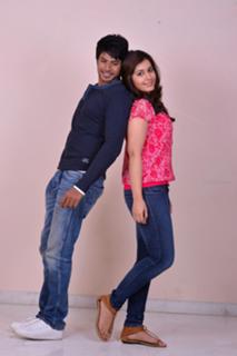 Rashi Khanna feet photo thumbnail