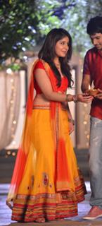 Rashi Khanna feet photo thumbnail