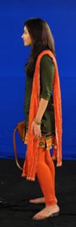 Rashi Khanna feet photo thumbnail
