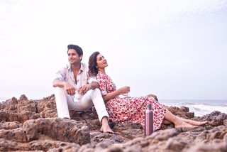 Rashi Khanna feet photo thumbnail