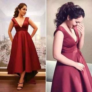 Rashi Khanna feet photo thumbnail